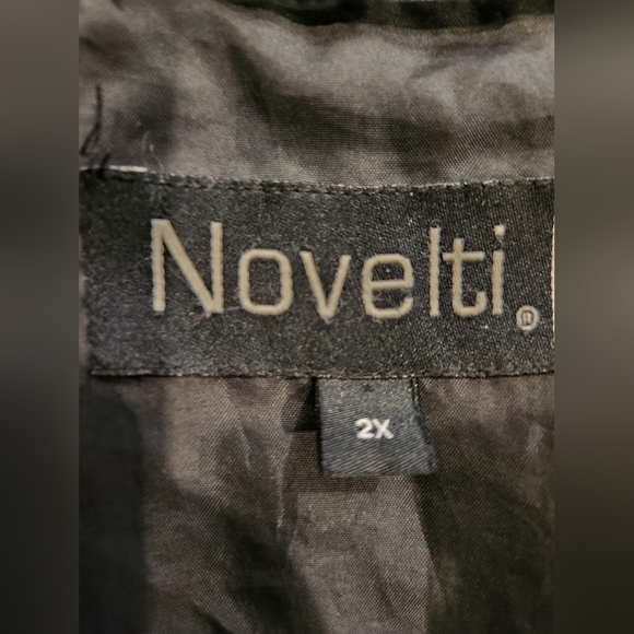 Black Oversized Puffer Coat with Removable Hood - Picture 7 of 8